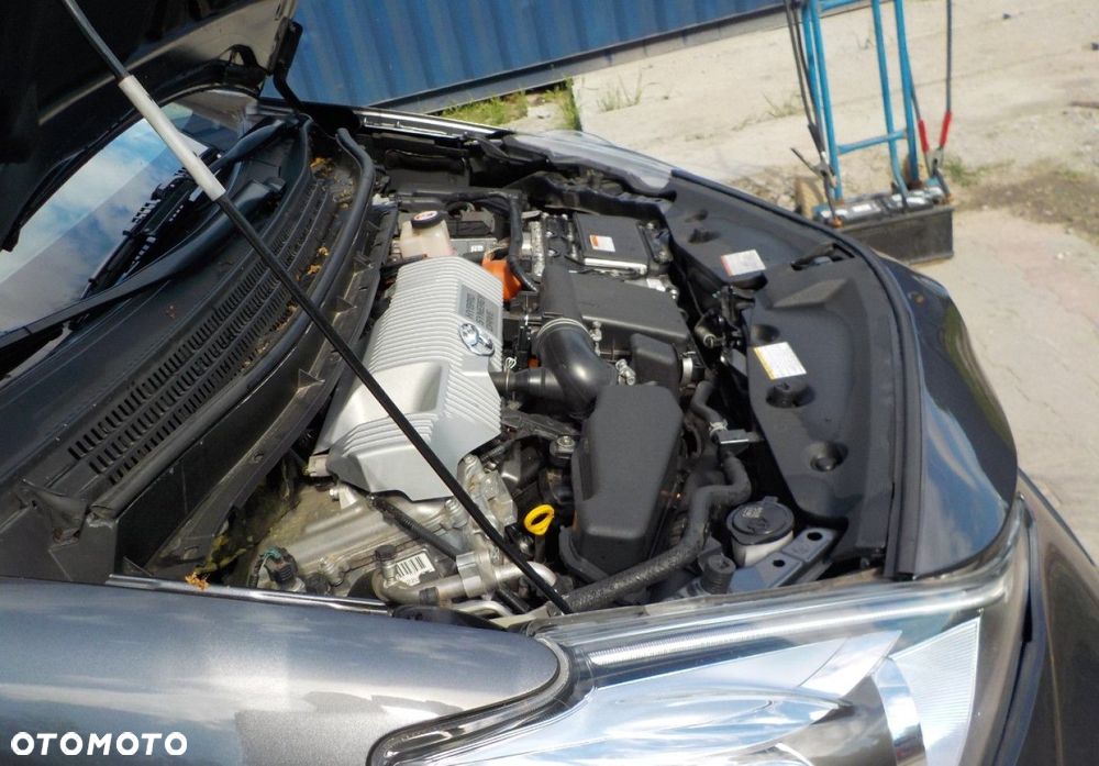 Toyota Prius+ - 4