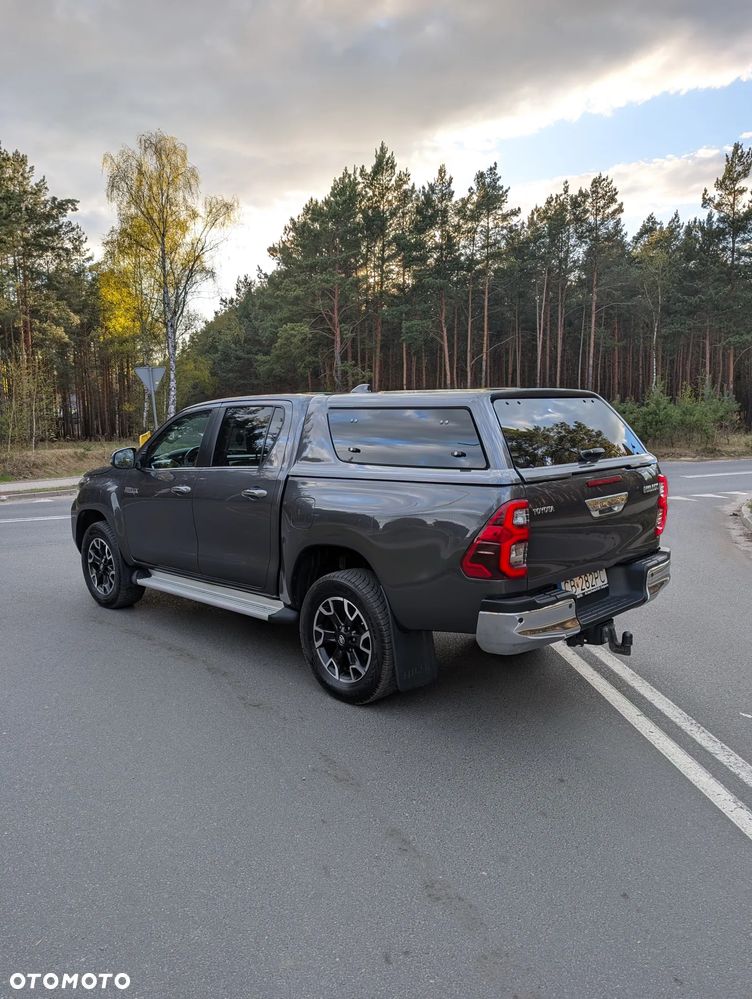 Toyota Hilux - 7