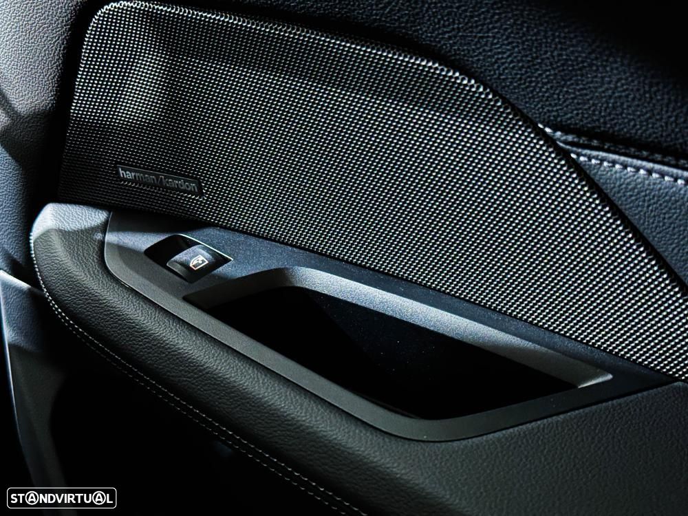 BMW i4 eDrive40 Pack Desportivo M - 27