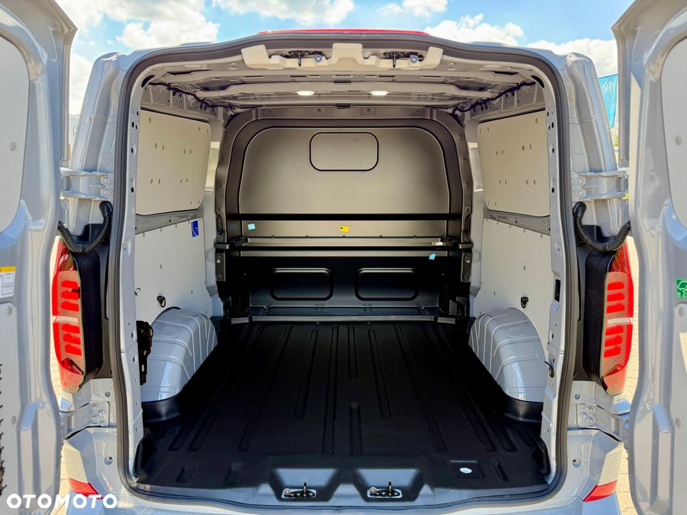 Volkswagen Transporter Furgon Plus - 32