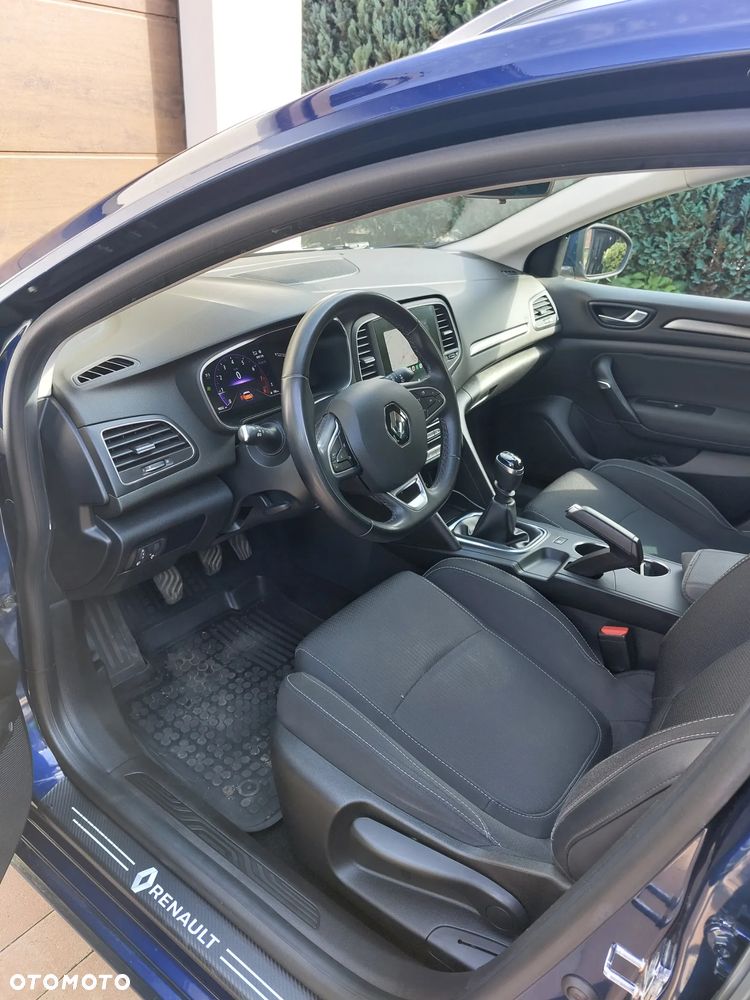 Renault Megane 1.3 TCe FAP Zen - 11