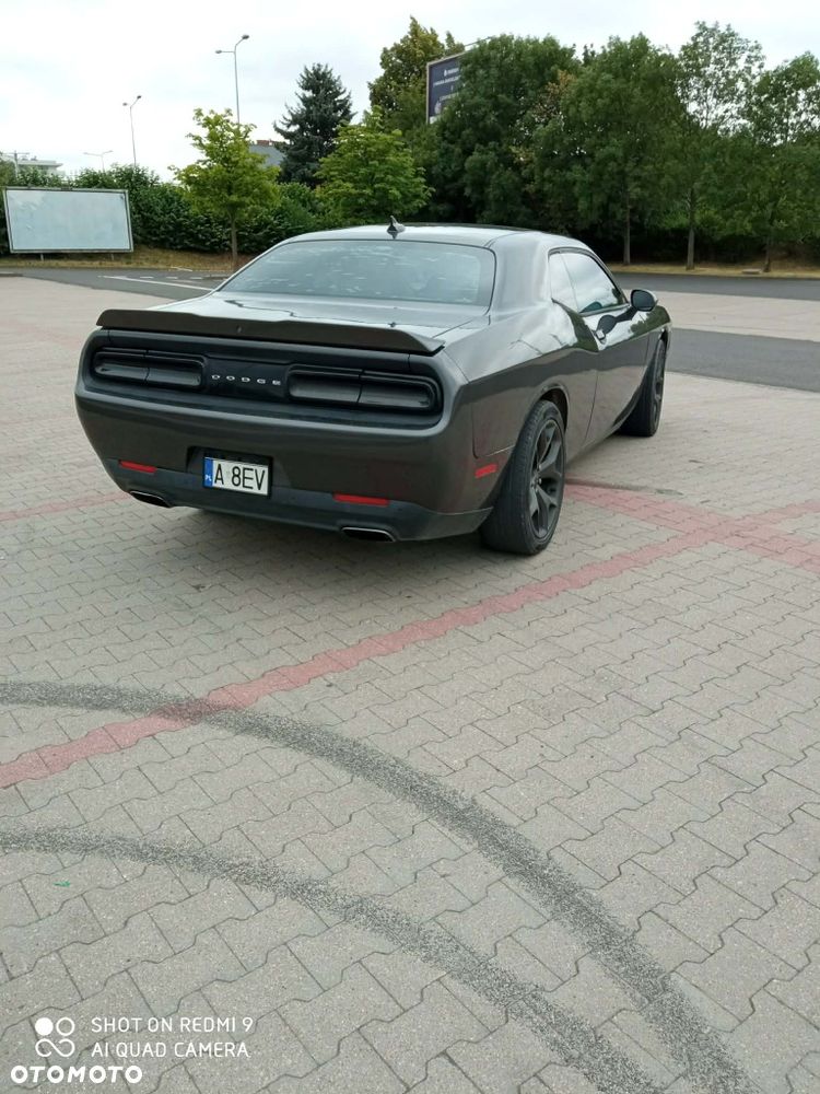 Dodge Challenger - 5