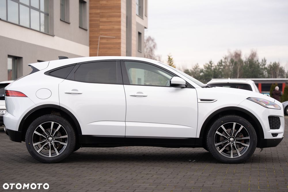Jaguar E-Pace - 17