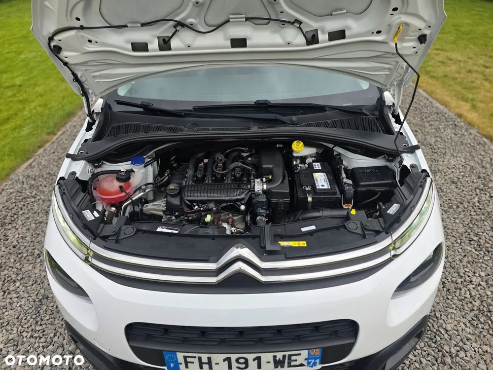 Citroën C3 Pure Tech 82 SHINE - 9