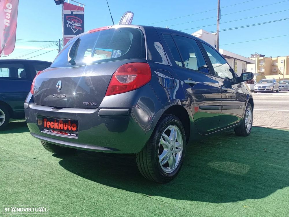 Renault Clio 1.2 16V Dynamique - 6