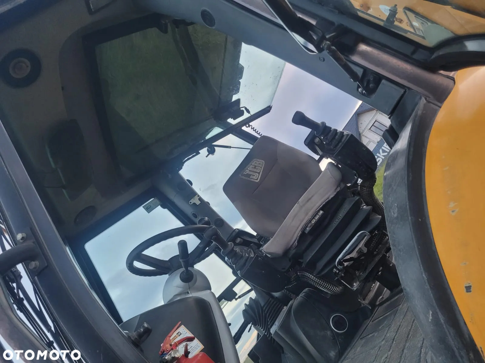 JCB 4CX - 9