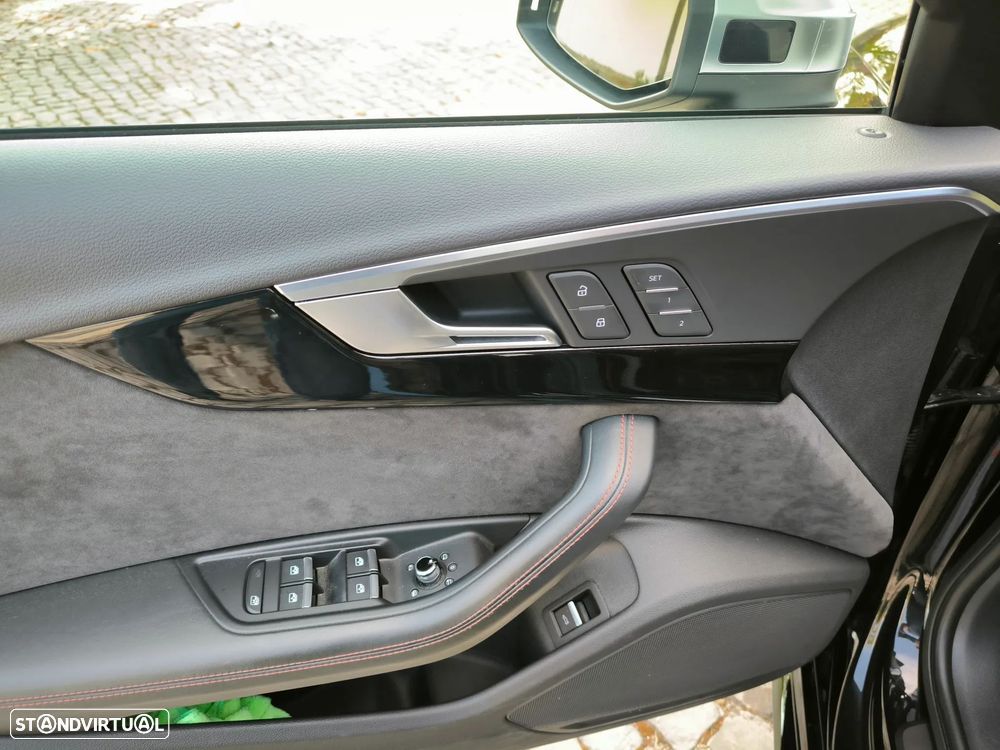 Audi RS4 Avant 2.9 TSI quattro Tiptronic - 27