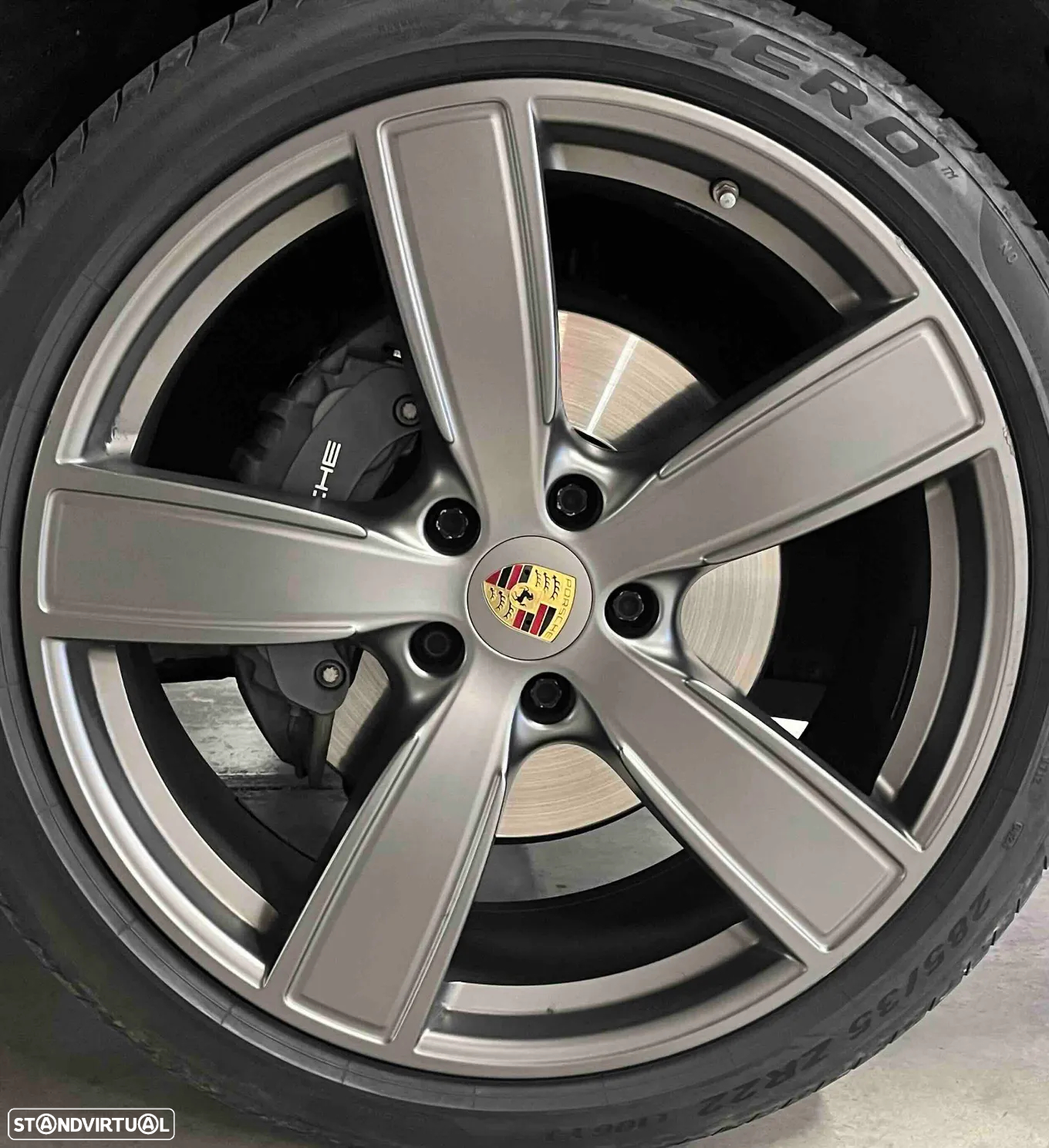 Porsche Cayenne Coupé E-Hybrid - 8