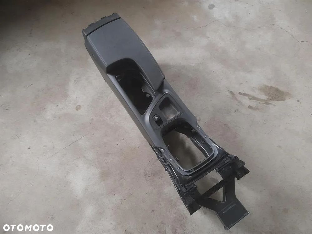 podłokietnik tunel środkowy Opel Insignia A lift - 7