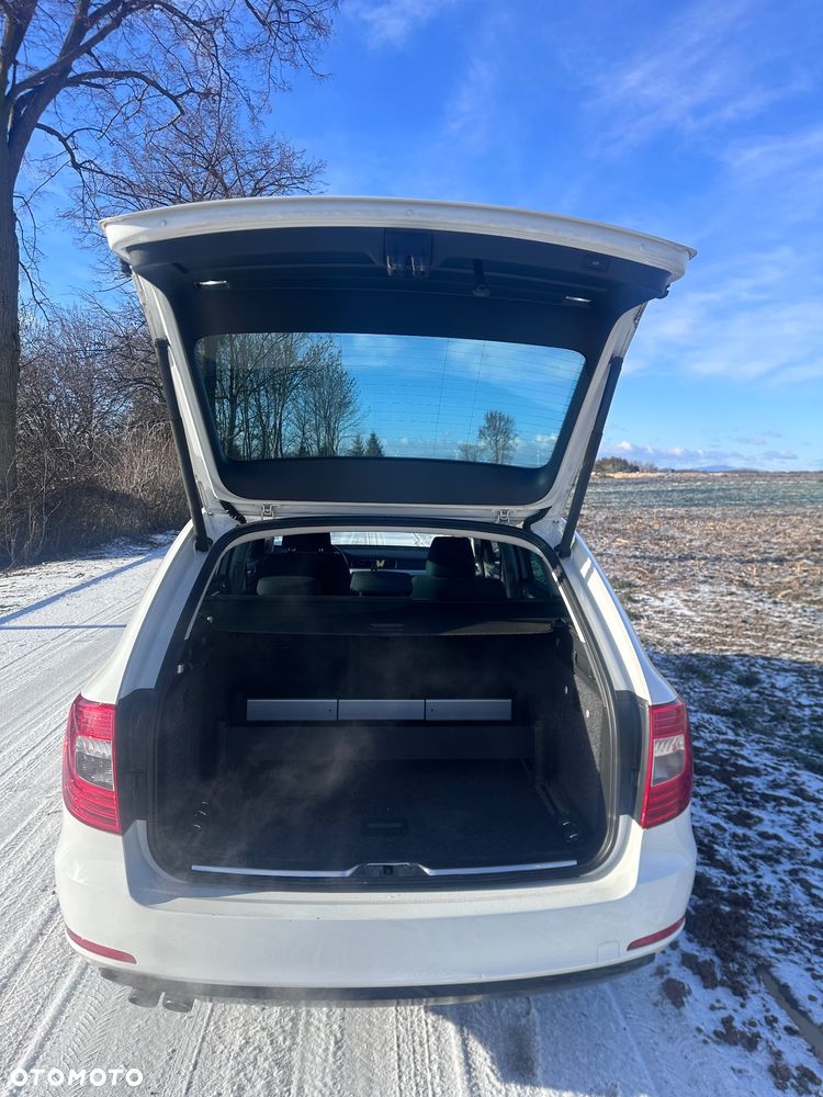 Skoda Superb 2.0 TDI Ambition Green tec - 9