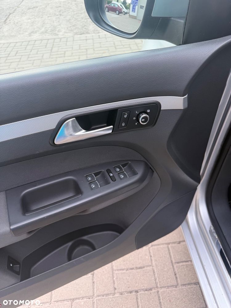 Volkswagen Touran 1.6 TDI DPF MATCH - 16