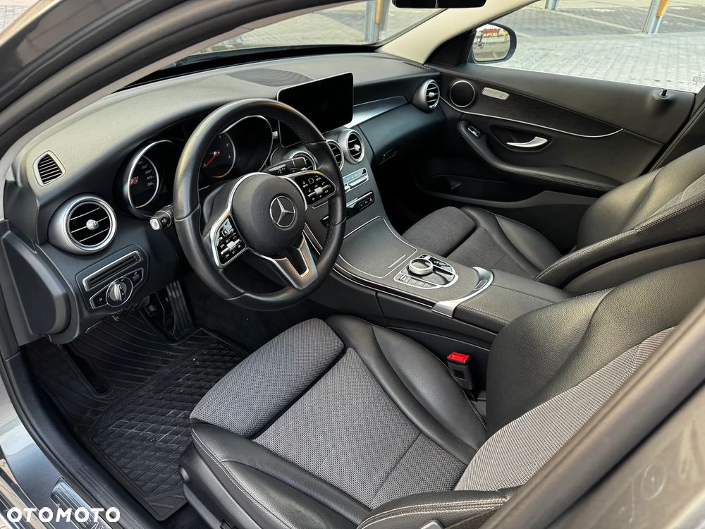 Mercedes-Benz Klasa C 220 d T 9G-TRONIC Avantgarde - 7