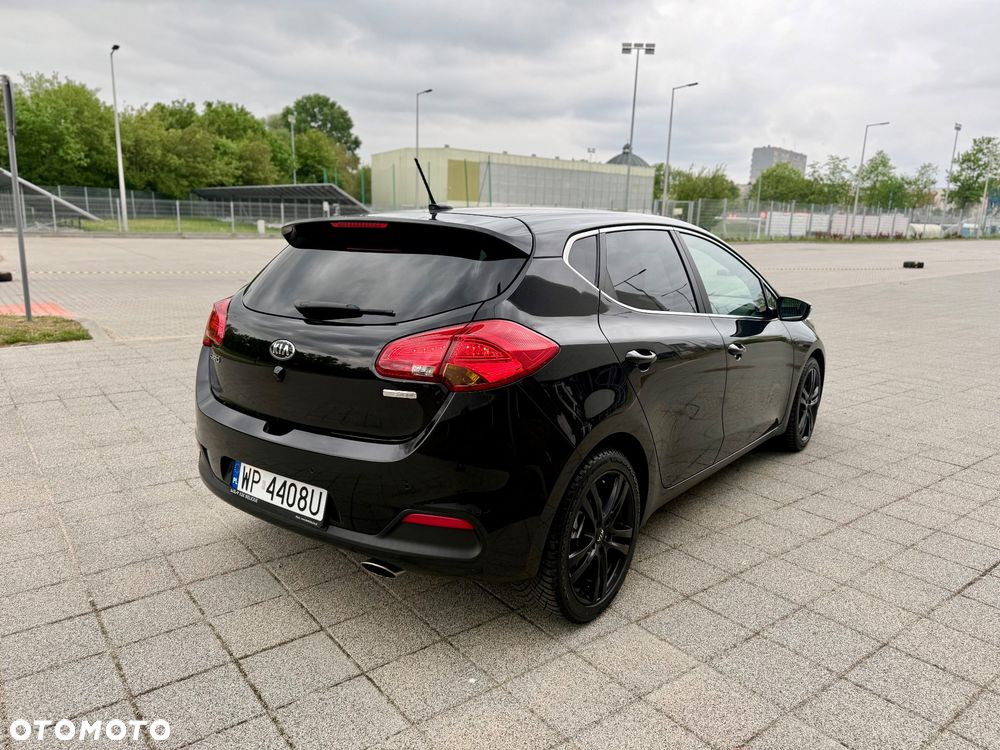 Kia Ceed 1.6 CRDi 128 Platinum Edition - 8
