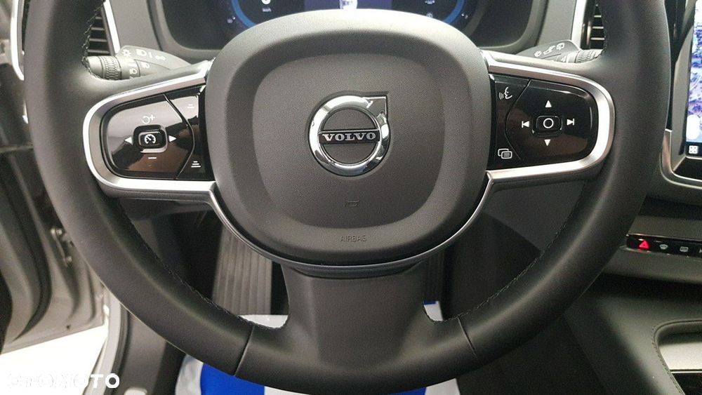 Volvo XC 90 - 19