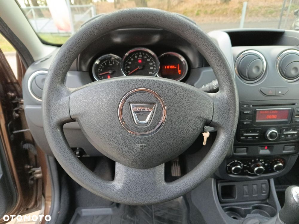 Dacia Duster 1.6 - 13