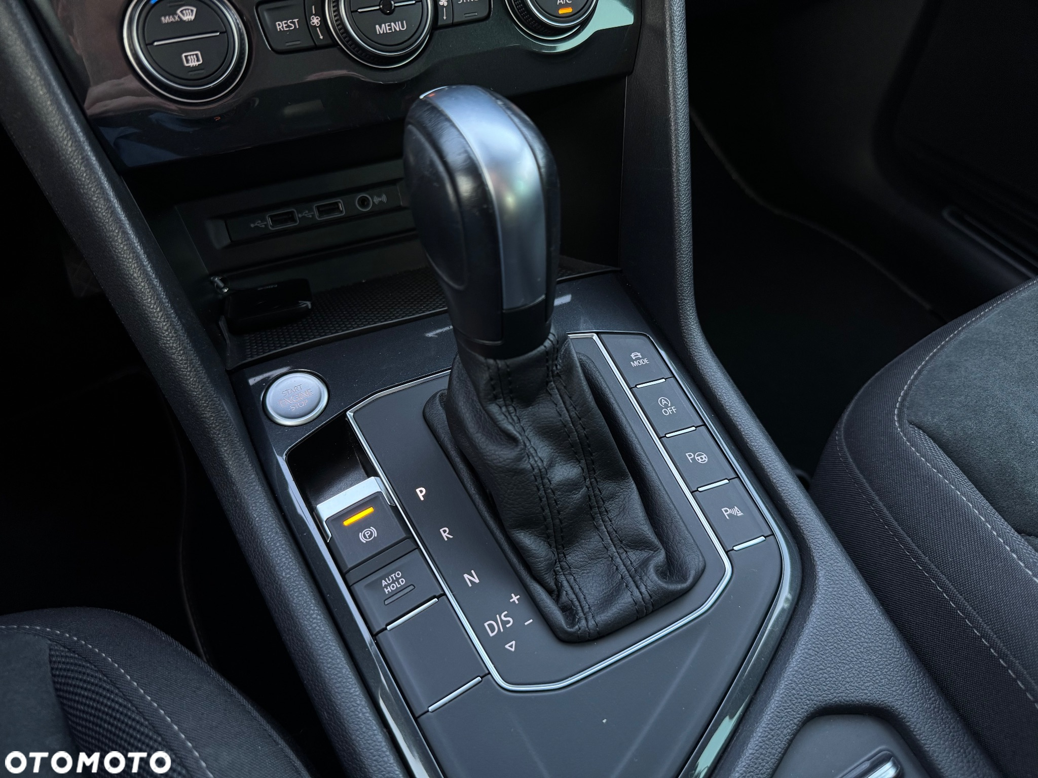 Volkswagen Tiguan 2.0 TDI SCR DSG R-Line - 27