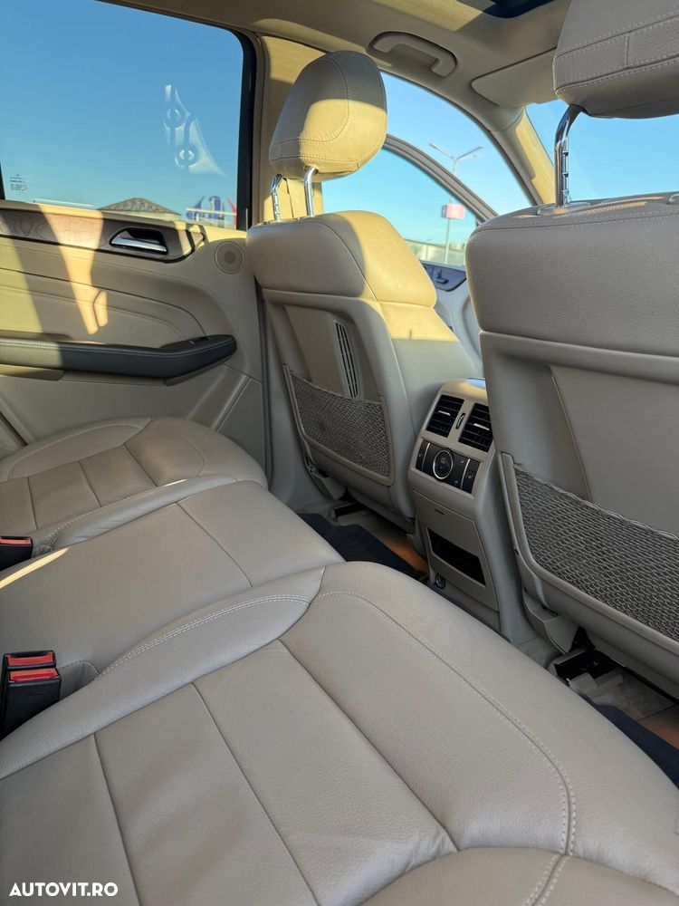 Mercedes-Benz ML - 8