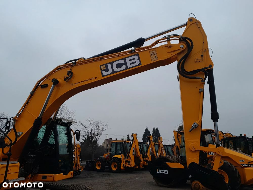 JCB 220x js220 - 17
