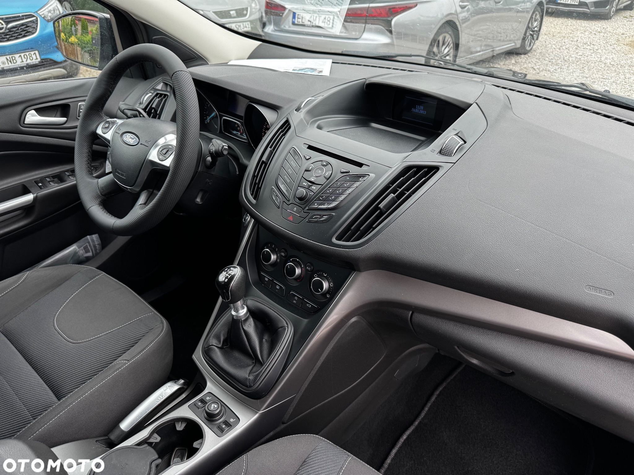 Ford Kuga 1.6 EcoBoost 2x4 Trend - 38