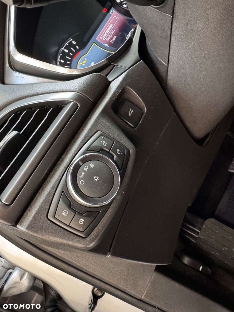 Ford Mondeo 2.0 TDCi Titanium PowerShift - 24