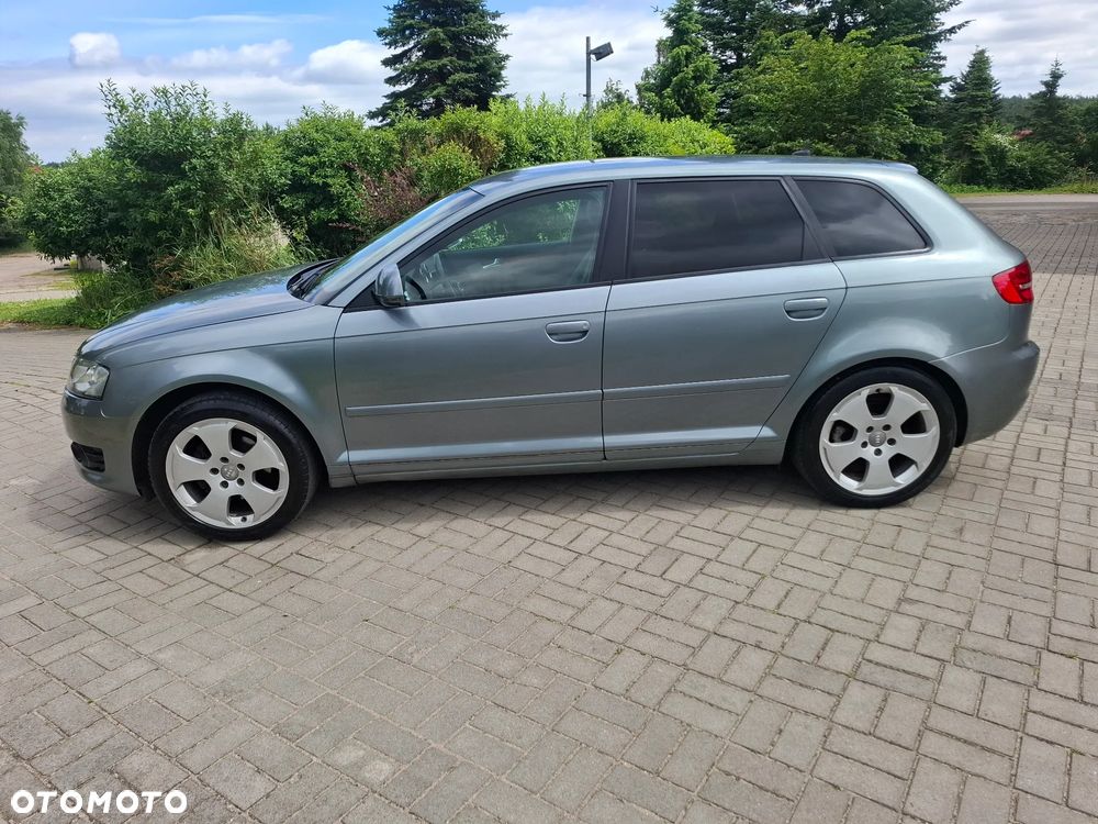 Audi A3 Sportback - 9
