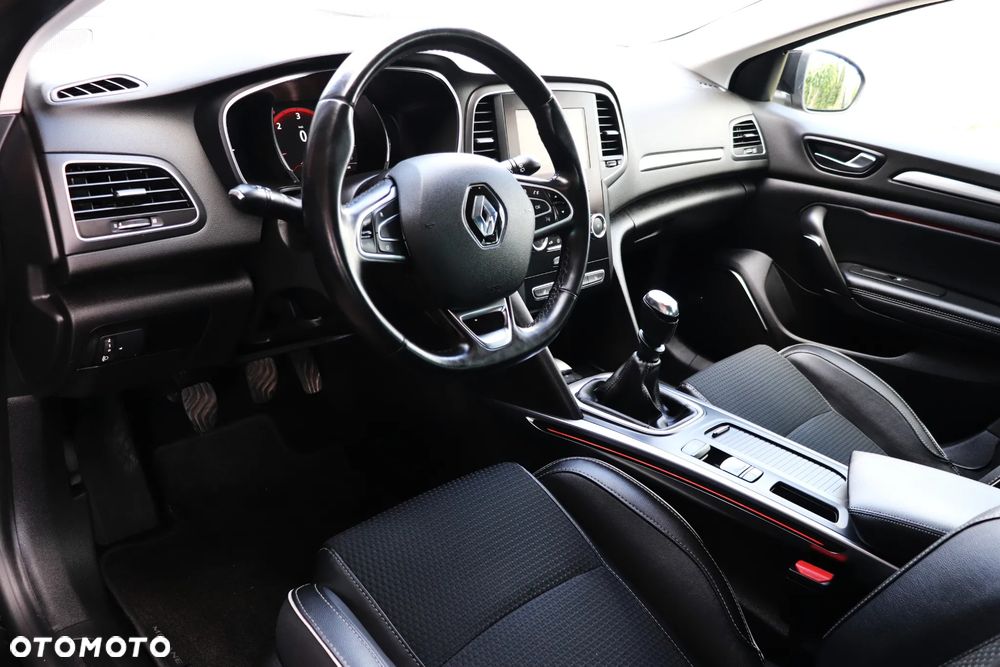 Renault Megane ENERGY dCi 130 BOSE EDITION - 18