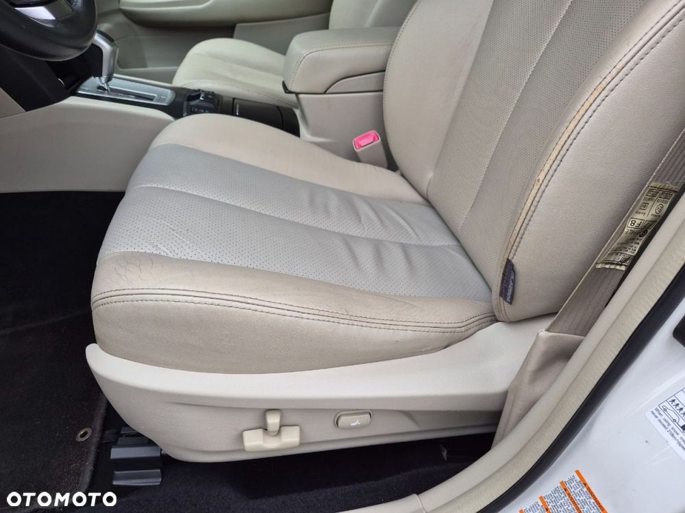 Subaru Outback - 27