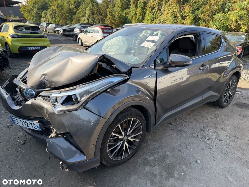 Toyota C-HR Lounge - 22
