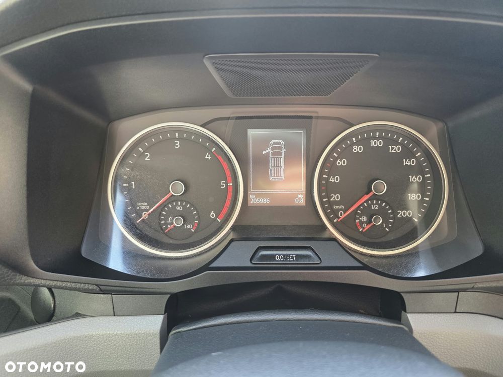 Volkswagen CRAFTER - 17