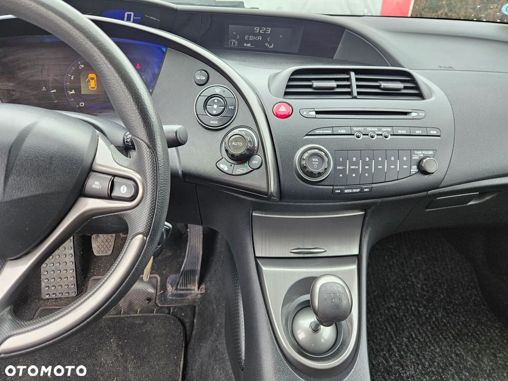 Honda Civic 1.4 i-VTEC Comfort - 6