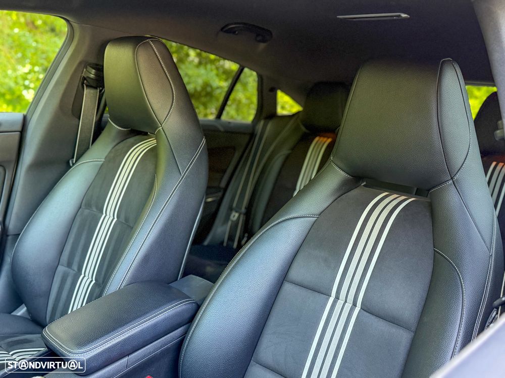 Mercedes-Benz CLA 220 (CDI) d 7G-DCT AMG Line - 13