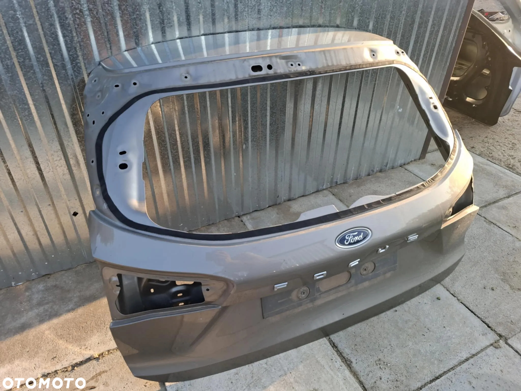 KLAPA TYLNA TYŁ BAGAŻNIKA FORD FOCUS MK4 MK IV KOMBI - 4