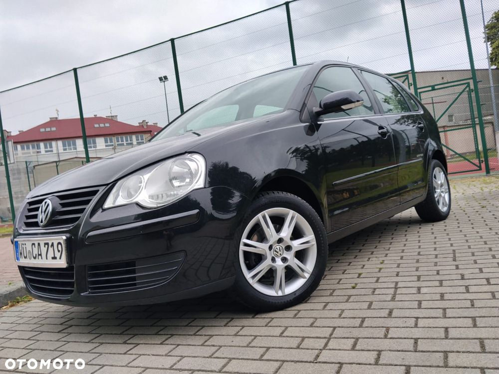 Volkswagen Polo 1.4 16V Trendline - 4