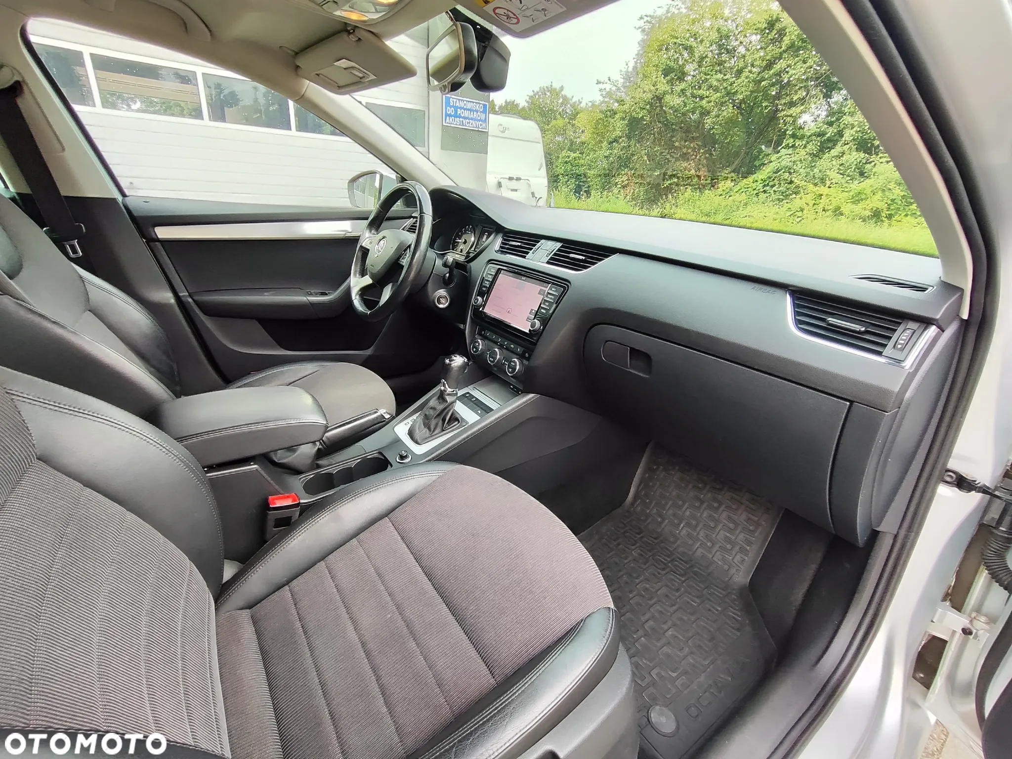 Skoda Octavia 2.0 TDI Ambition DSG - 10