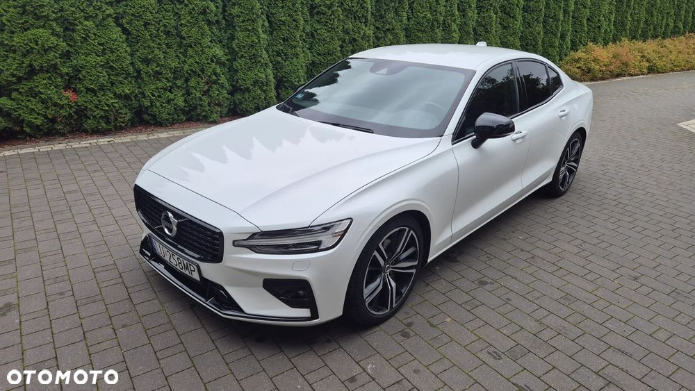 Volvo S60 B4 B R-Design - 3