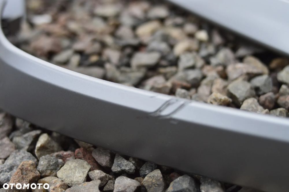 BMW E91 / E90 ORYGINALNY KOMPLET DEKORÓW / LISTWY OZDOBNE W KOLORZE SREBRNYM POD SYSTEM STAR-STOP + KRATKI NAWIEWU O NR. 51 16 7 137 484 / 51 16 7 137 485 / 7 137 484 / 7 121 472 OEM - 13