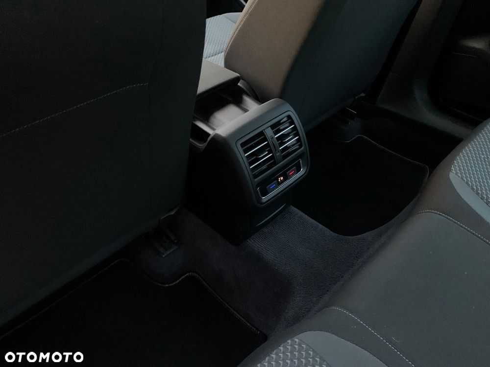 Volkswagen Passat 1.6 TDI BMT City - 12