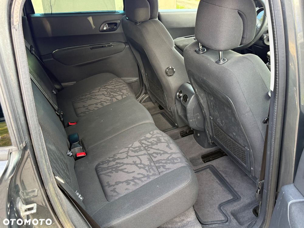 Peugeot 3008 - 17