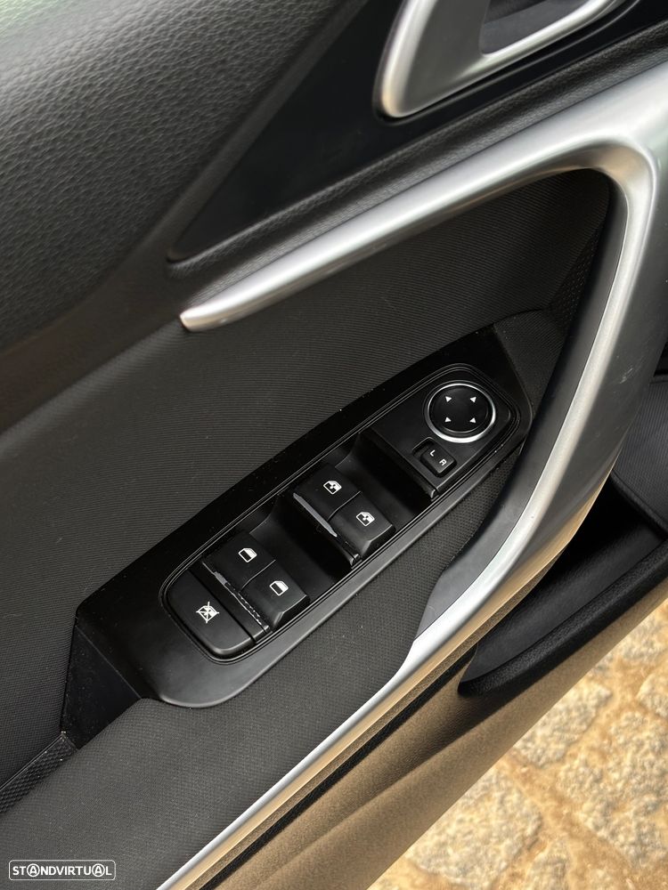 Kia Ceed SW 1.6 CRDi SX - 18