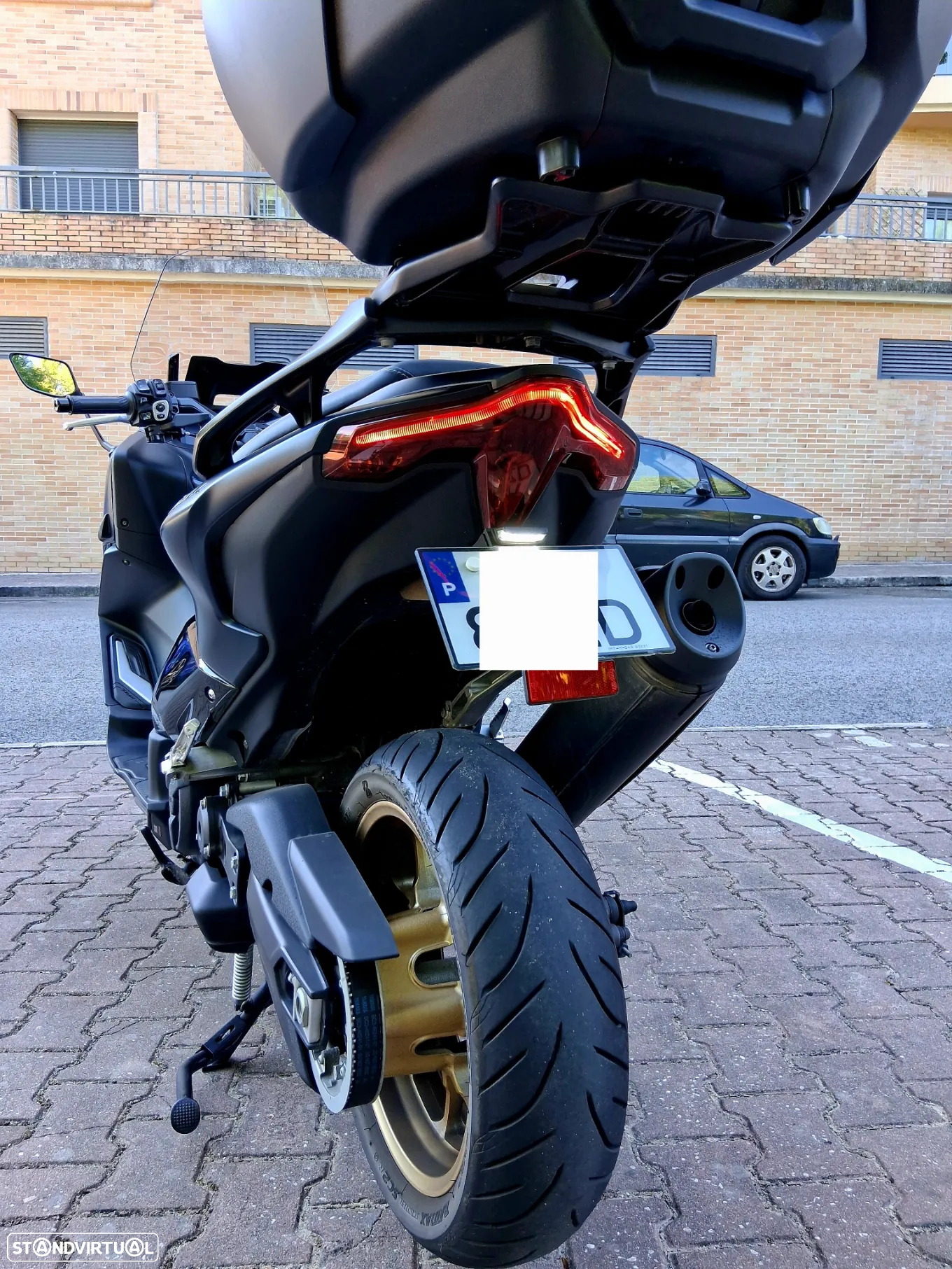 Yamaha TMAX Tech Max - 11