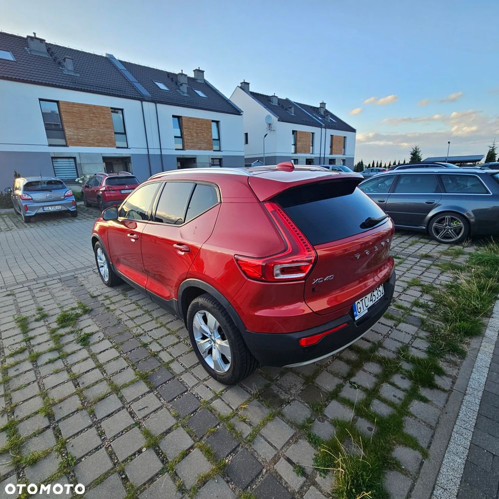 Volvo XC 40 T3 Momentum Pro - 7