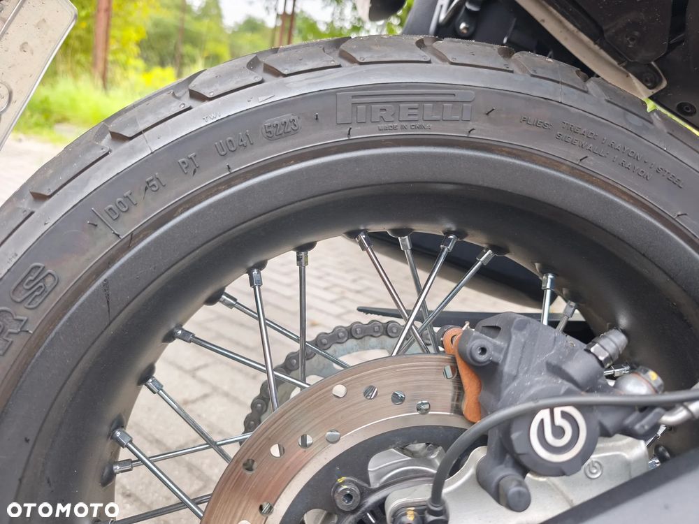 Ducati Scrambler - 24
