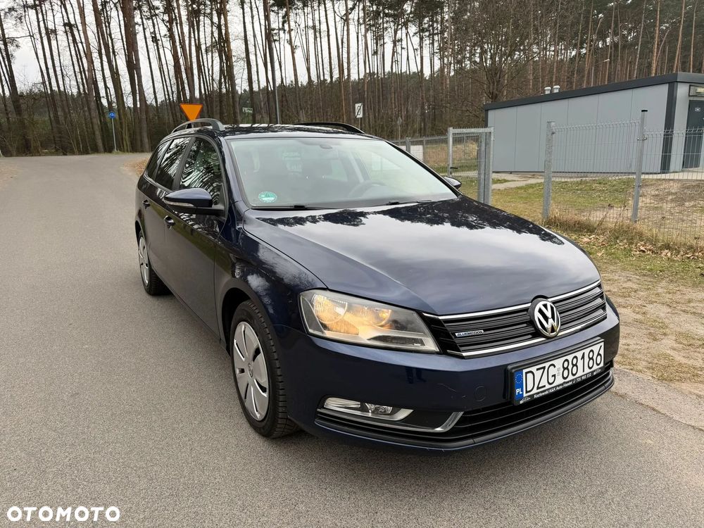 Volkswagen Passat - 9
