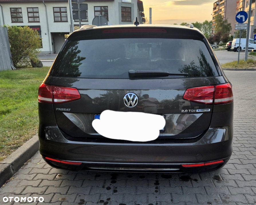 Volkswagen Passat 2.0 TDI (BlueMotion Technology) Highline - 4
