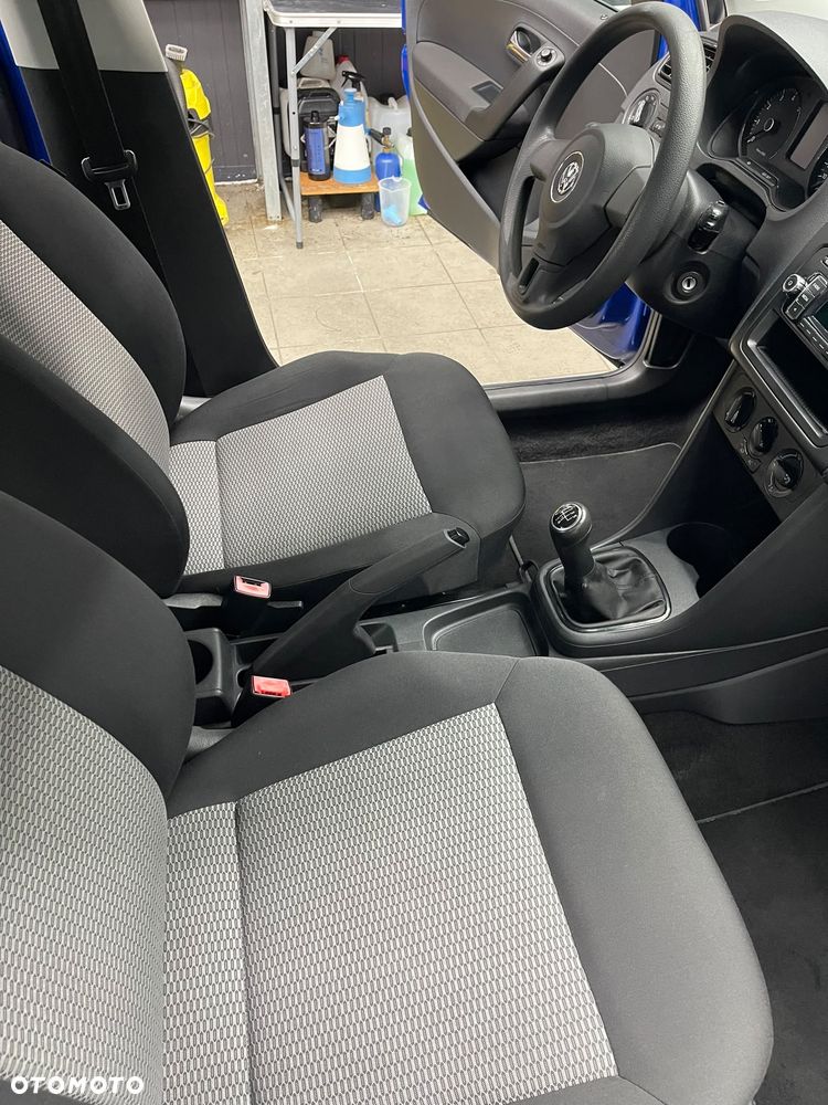 Volkswagen Polo - 25