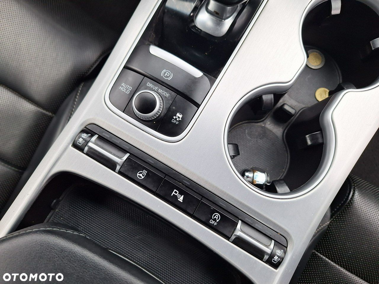 Kia Stinger - 22