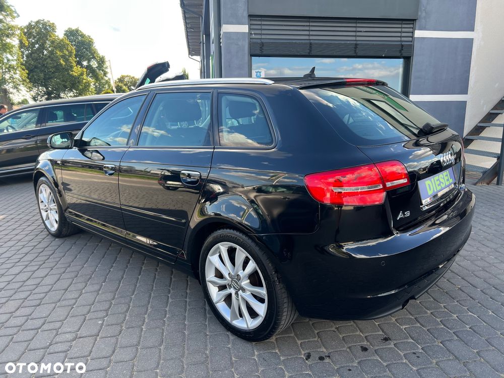 Audi A3 Sportback - 8