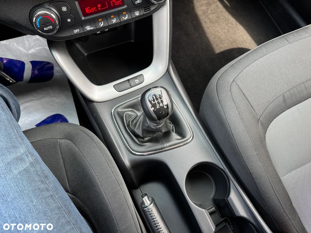Kia Ceed 1.6 GDI Dream-Team Edition - 21