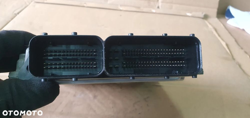 Sterownik komputer silnika VW Touran 1.9 TDI 03G906016A - 3