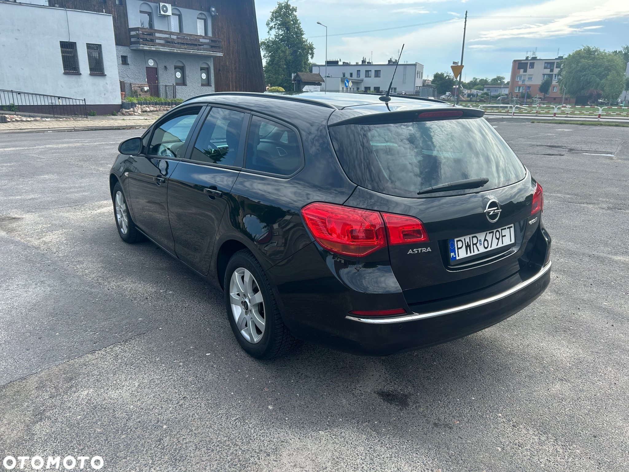 Opel Astra IV 1.4 T Active - 5